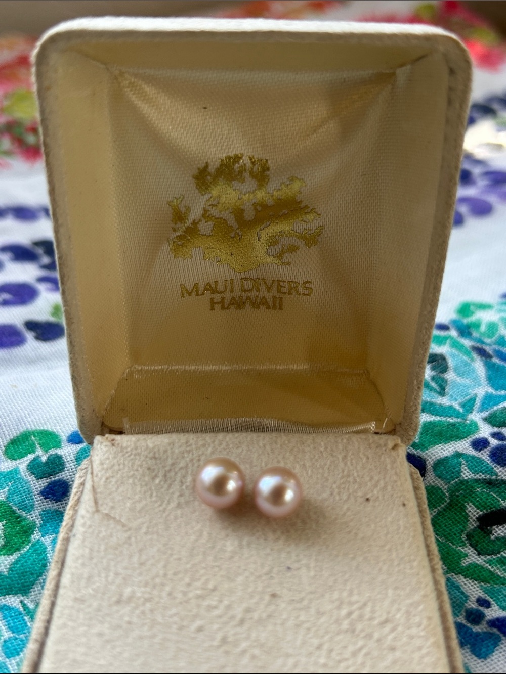 Maui divers vintage 14k Pink Pearl Earrings